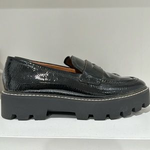 Franco sarto patent loafer in great condition.